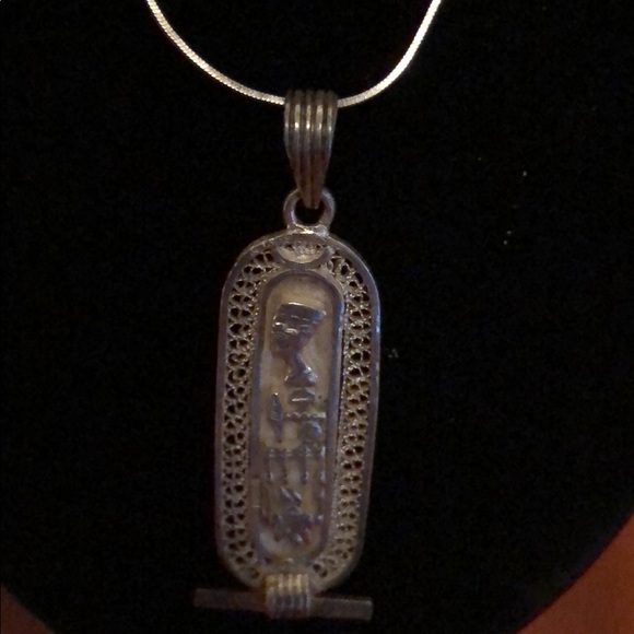 Pendant & Necklace - Picture 2 of 3